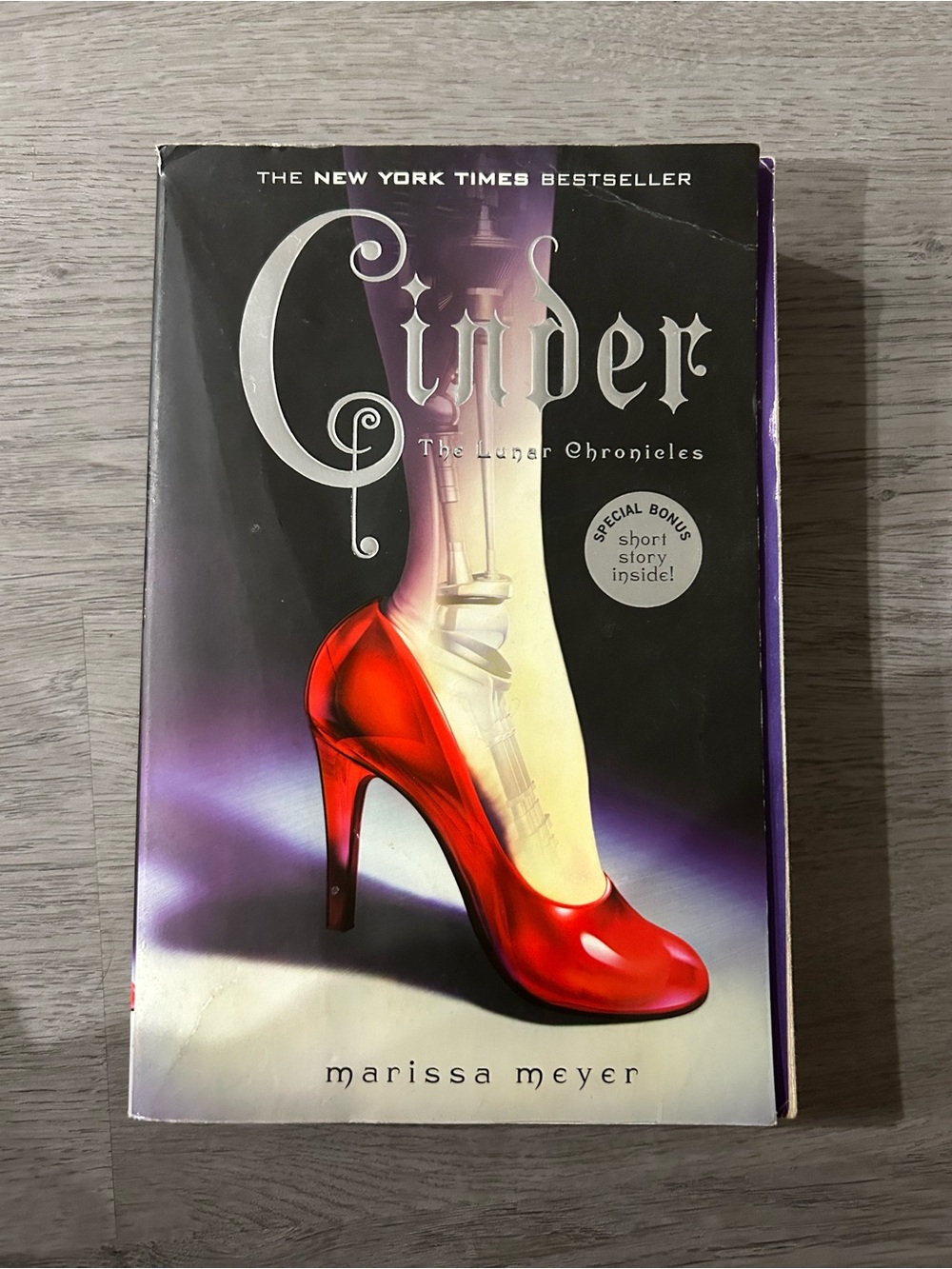 Cinder The Lunar Chronicles